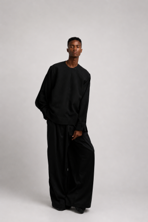 Noir Crescent Hem Shirt